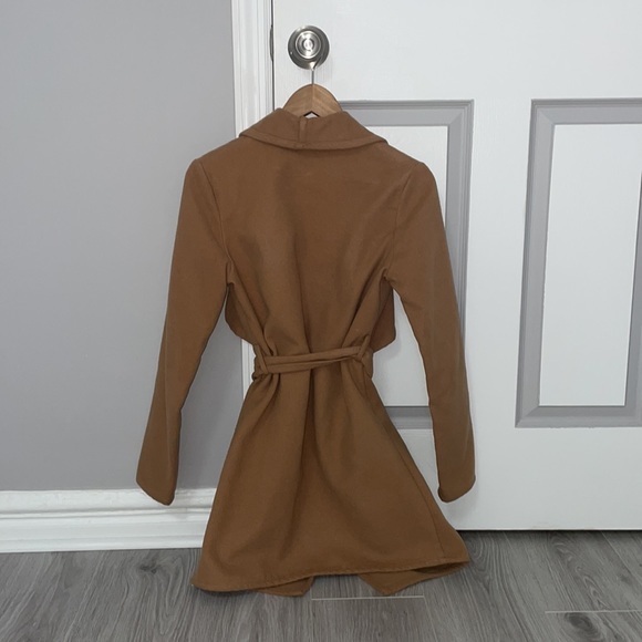Caramel coat - Picture 2 of 2